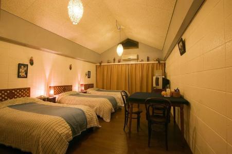 Surfside Bed & Breakfast - 42