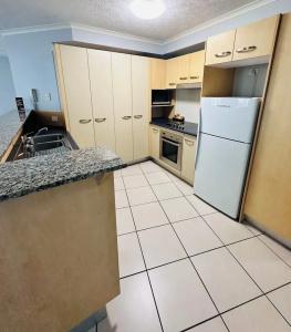 Caloundra Central Apartment - 52