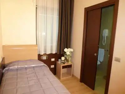 E H Suites Rome Airport - 6
