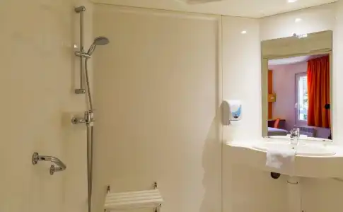 The Originals Access, Hôtel Bordeaux Lac - 9