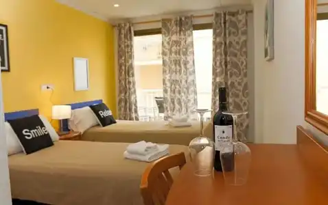 The Hostal Tierramar - 20
