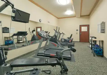 Holiday Inn Express and Suites Bakersfield Central by IHG - 15