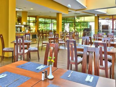 Arabella Beach - 12