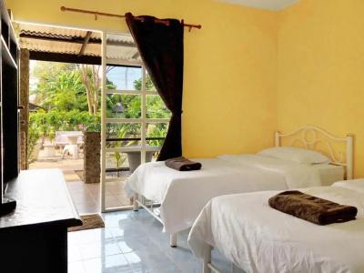 Blue Wave Beach Resort - 33