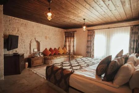 Hu of Cappadocia - 77