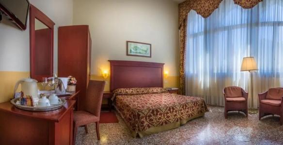 Palazzo Marcello al Sole - 33