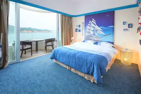 Warwick Cheung Chau - 22