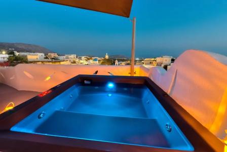Pasithea Luxury Suites - 17
