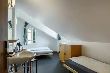 Chalet Hostel @ Backpackers Villa Interlaken - 30