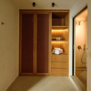 Alleys All-Suite & Spa - 34
