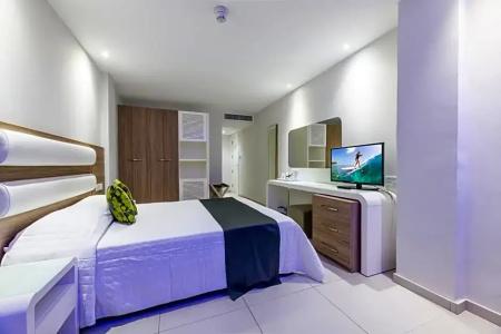 Tasia Maris Sands - 63