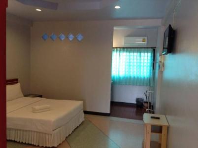 Srisomthai - 6