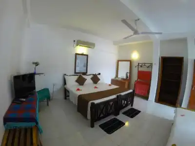 Royal Beach Hikkaduwa - 11