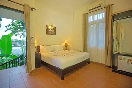 East West Villa - 3
