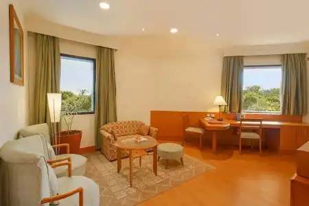 Trident, Chennai - 94