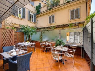 Lh Royal Suites - 16