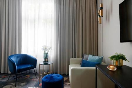 Queen Boutique - 33