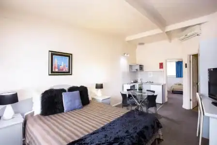 Mid City Motel - 30