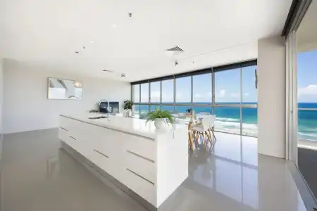 ULTIQA Air On Broadbeach - 81