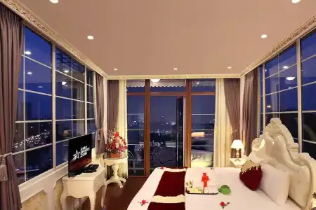 Hanoi Royal - 121