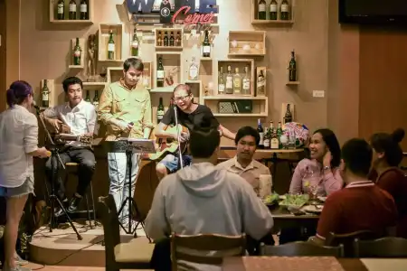 Ban Aothong - 23