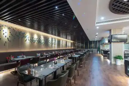 Jinjiang West Capital International - 19