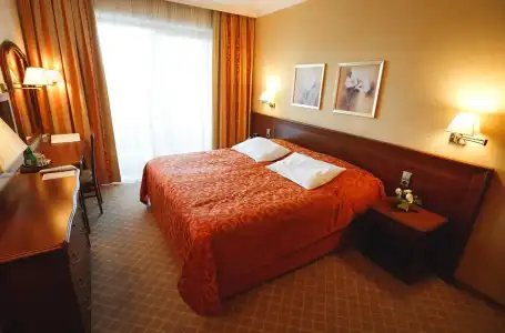 Residence & Club - 2