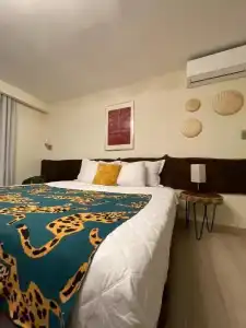 Studio 27 Backpackers - 101