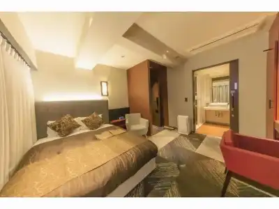 Place Ascot - 76
