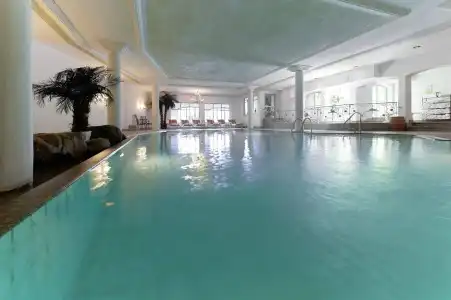 Bayerischer Hof - 15