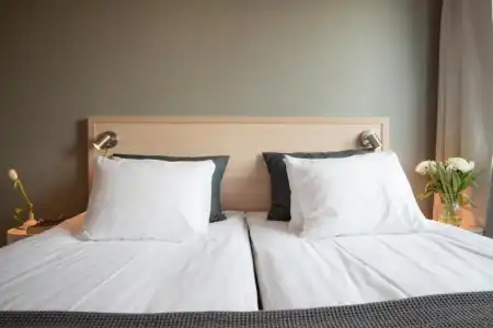 Hotell Aston - 5