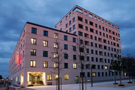 Hampton by Hilton Regensburg - 0