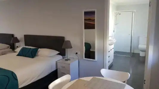 Wynnum Anchor Motel - 33