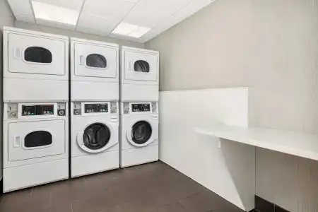 Hampton Inn & Suites Napa - 18
