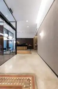 Raval House - 28