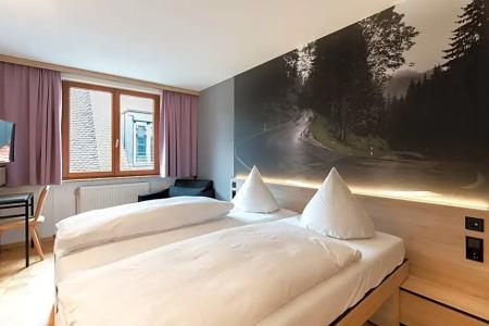 Schwarzwälder Hof - 68