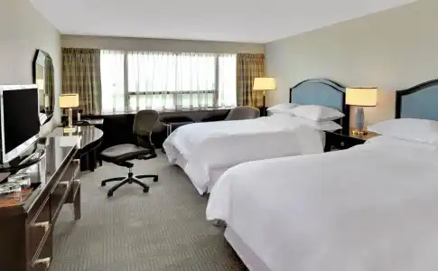 Sheraton Montreal Airport - 3
