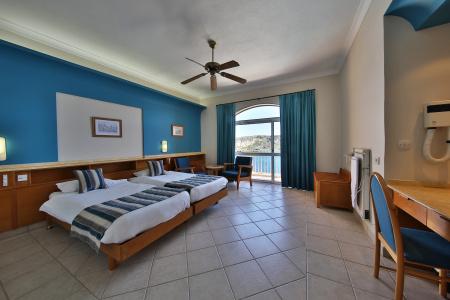 Paradise Bay Resort - 3