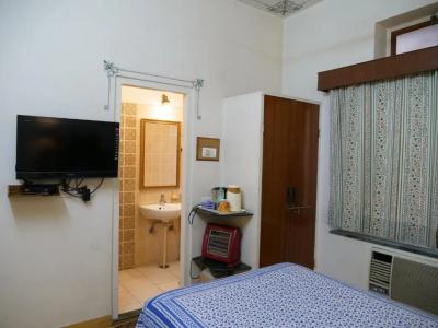 Arya Niwas - 31