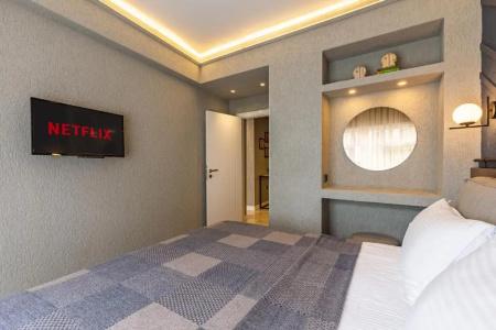 Seraglio & Suites - 120