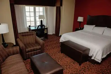 Hampton Inn & Suites Bradenton Downtown Historic District - 51