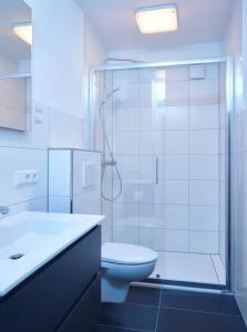 & Restaurant Burgschänke - 35