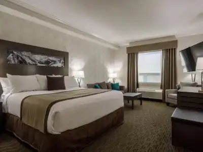 Ramada by Wyndham Revelstoke - 18