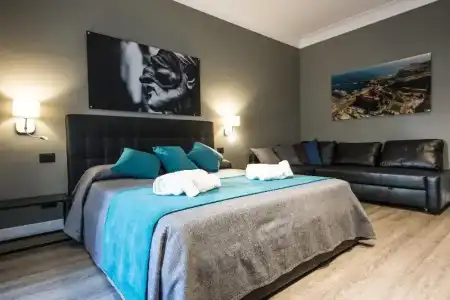 B&B Art House - 38
