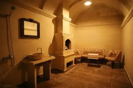 Heritage Cave Inn - 128