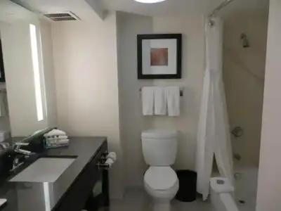 Hampton Inn by Hilton Los Angeles Airport - 45