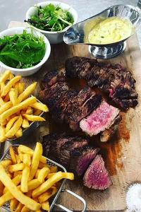 de Bourgtheroulde, Autograph Collection - 10