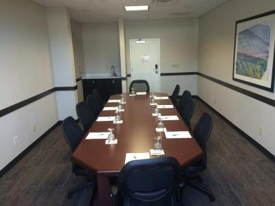 Holiday Inn Greensboro Coliseum by IHG - 33