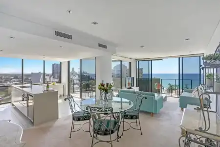Ambience on Burleigh Beach - 159
