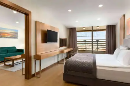 Ramada By Wyndham Bursa Çekirge Thermal & Spa - 2